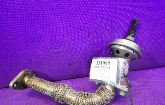 Audi A4 S4 B5 8D EGR valve 028131501E