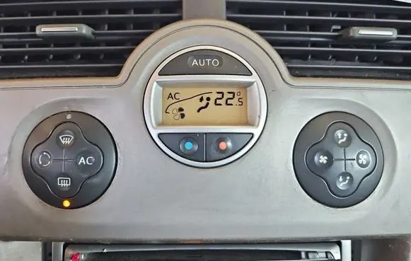 Renault Scenic II - Grand scenic II Climate control/heater control trim 8200344842 IMPRK1585451
