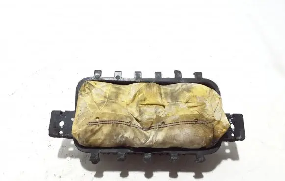 KIA Xceed Passenger airbag 0499P1000012