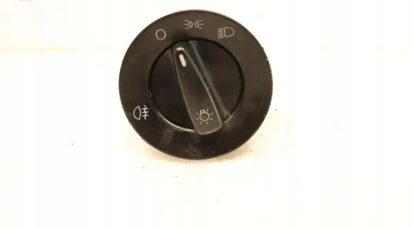 Skoda Fabia Mk2 (5J) Light switch