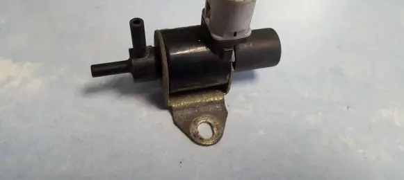Renault Scenic I Turbo solenoid valve