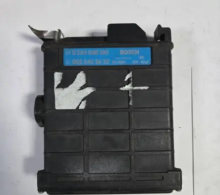 Mercedes-Benz 190 W201 Engine control unit/module 0025453632 0280800100 KE0001