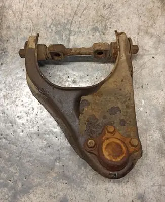 Opel Frontera B Front lower control arm/wishbone