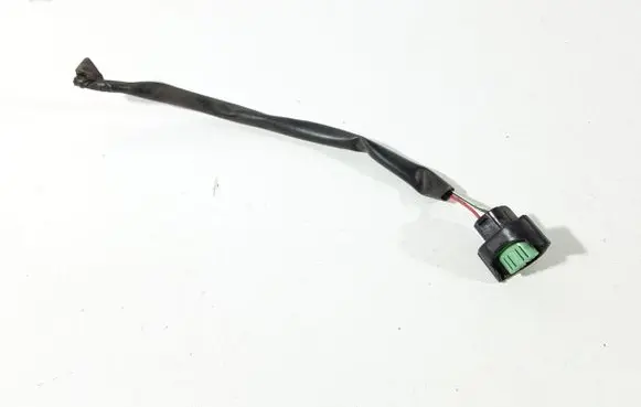 Toyota Prius (XW30) Headlight/headlamp wiring loom/harness 