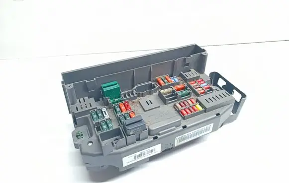 BMW X6 M Fuse module 7490929 9145115