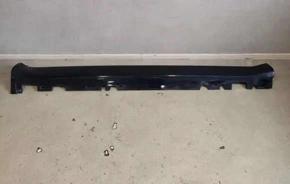 BMW X5 E70 Sill 8038290