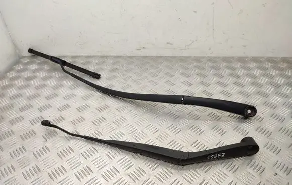 KIA Stonic Front wiper blade arm