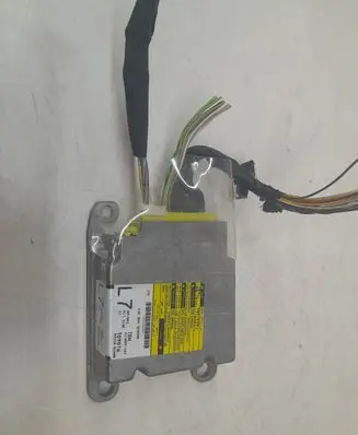 Toyota Corolla E120 E130 Airbag control unit/module 211082104 8917002400