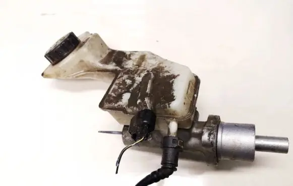 Mazda 3 I Master brake cylinder 03350886431 03.3508-8643.1