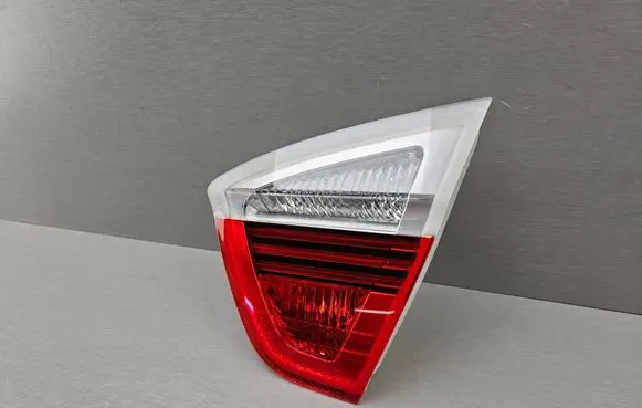 BMW 3 E90 E91 Tailgate rear/tail lights 6937460 63216937460