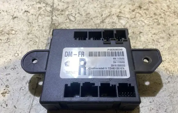 Dodge Challenger Door control unit/module 68353602AB 2841612806300