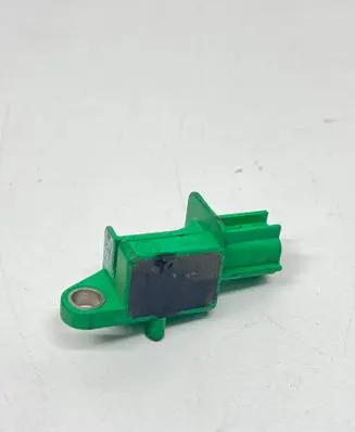 Volkswagen Touran I Airbag deployment crash/impact sensor 5M0909606A 5WK43658