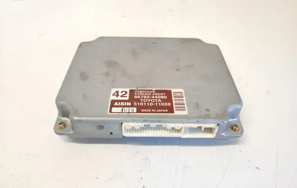 Toyota Avensis Verso Parking PDC control unit/module 51611011020