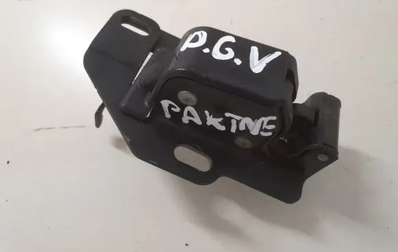 Loading door lock