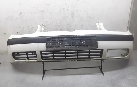 Volkswagen Golf IV Front bumper