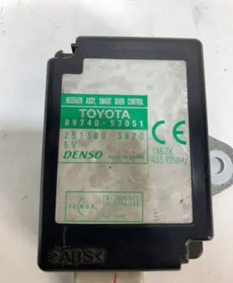 Lexus IS III XE30 Door control unit/module 8974053051