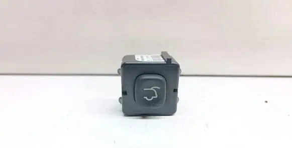 Jeep Grand Cherokee Tailgate opening switch P04602751AA 04602751AA