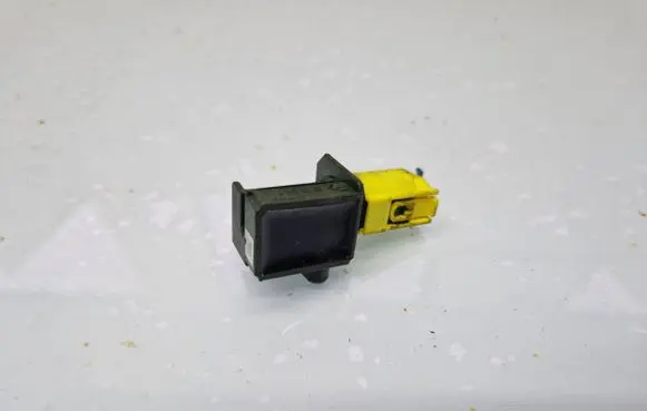 Mercedes-Benz C AMG W204 Airbag deployment crash/impact sensor A1729056000 5WK44192