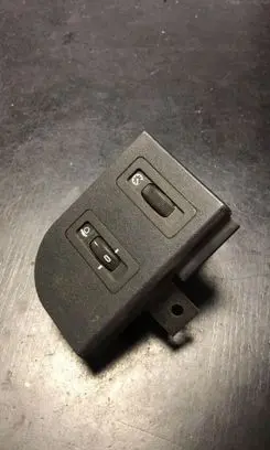 BMW 3 E36 A set of switches 8353004