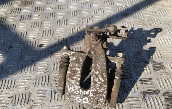Renault Megane III Rear brake caliper