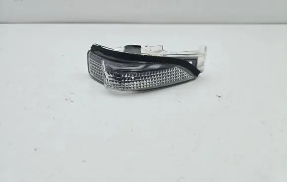 Toyota Auris E180 Mirror indicator light 20493104
