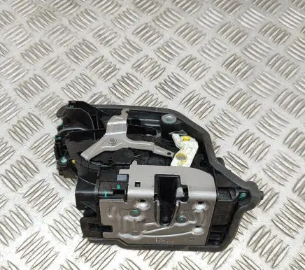 BMW X5 F15 Front door lock 7362790