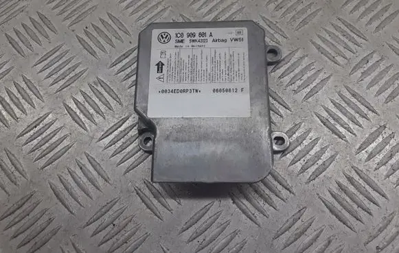 Skoda Fabia Mk1 (6Y) Airbag control unit/module 1C0909601A