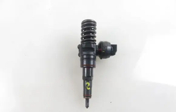 Volkswagen Sharan Fuel injector 0414720038 038130073AK