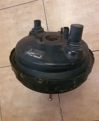 Volkswagen Multivan T5 Brake booster 7H0612101E