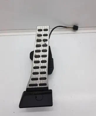 KIA Sportage Accelerator throttle pedal F1810