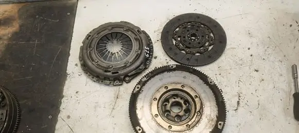 Seat Leon (1P) Clutch set kit 03G141031G