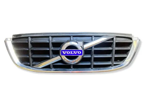 Volvo XC60 Front bumper upper radiator grill 30764558 31290999 31284337