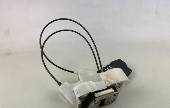 Subaru Tribeca Front door lock
