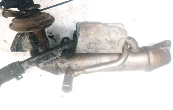 Ford Mondeo Mk III EGR valve 1S7Q9D475BA 7.28146.04