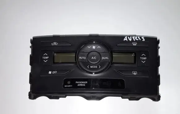 Toyota Auris 150 Air conditioner control unit module 5590002311