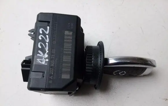 Mercedes-Benz C AMG W204 Ignition lock A2079057101 AK222