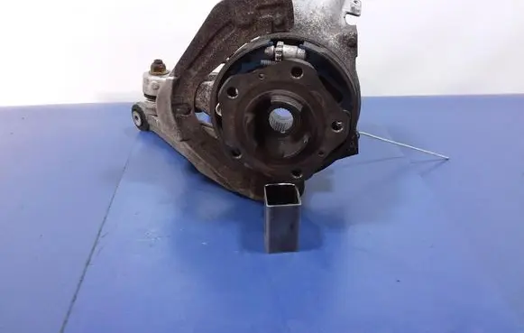 Porsche Boxster 987 Front wheel hub spindle knuckle 98733165806