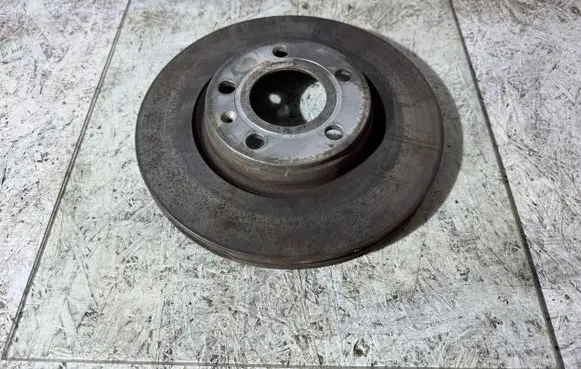 Volkswagen PASSAT B5 Front brake disc