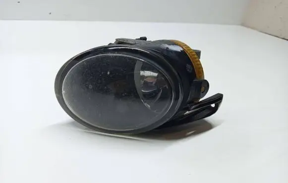 Volkswagen PASSAT B6 Front fog light 27129400