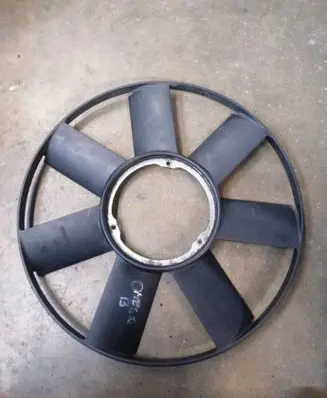 BMW 5 E34 Fan impeller 2243303 6600100000