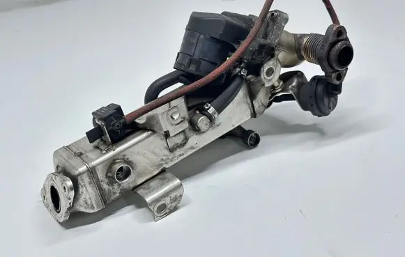 BMW 3 E90 E91 EGR valve cooler 7810751 123398AH 78107510