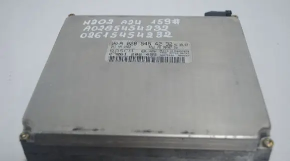 Mercedes-Benz C W202 Engine control unit/module A0285454232
