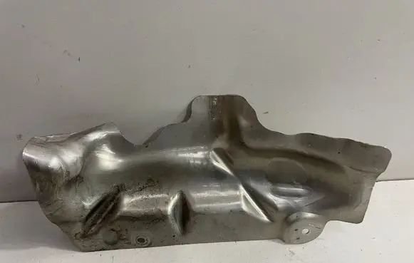 BMW M4 F82 F83 Heat shield in engine bay 7848040