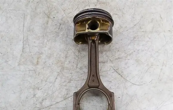 Volvo S80 Piston with connecting rod 