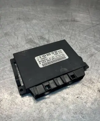 Mercedes-Benz E W211 Parking PDC control unit/module A1648201826 0263004051