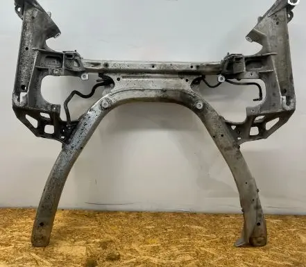 BMW 5 E60 E61 Front subframe 6759461