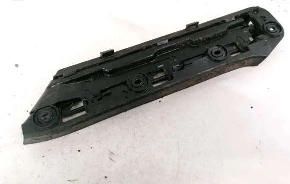 Volkswagen Touran I Front bumper mounting bracket 1T0807935