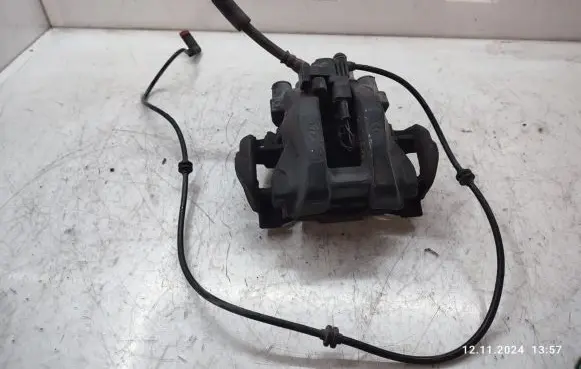 Mercedes-Benz E W212 Rear brake caliper