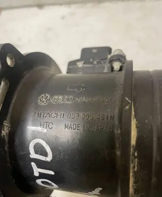 Audi A6 S6 C6 4F Mass air flow meter 059906461N
