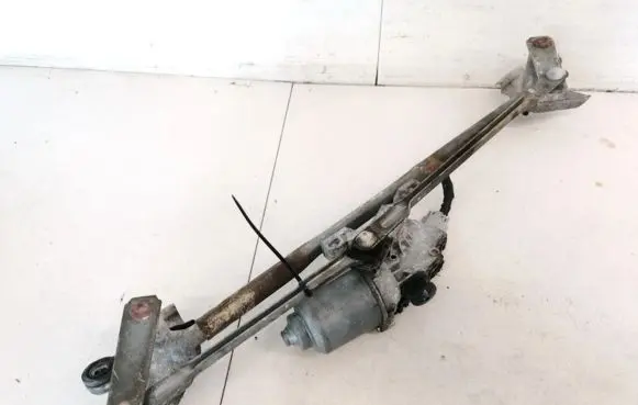 Mazda 6 Front wiper linkage and motor